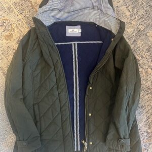 Vineyard Vines Olive Quilted Barn Jacket with cozy fleece lining